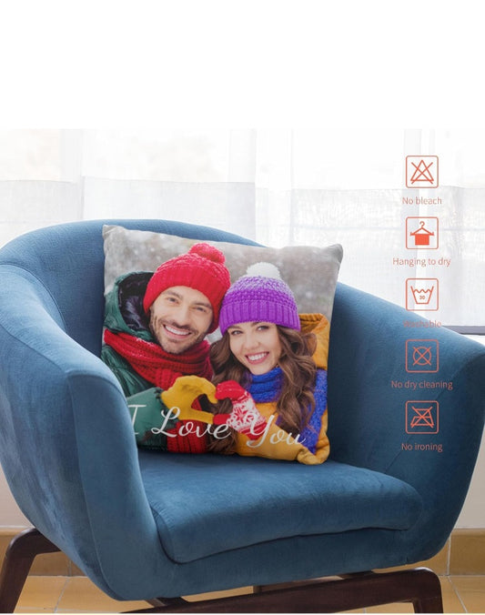 Bellator Lutulentus Throw Pillow